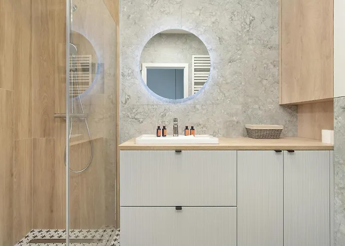 Daire Wojciechowskiego With Parking By Renters Poznan